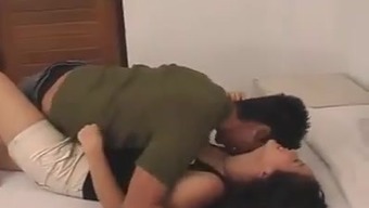 Two Vietnamese Couple Teen Fuck Hard in Hotel
