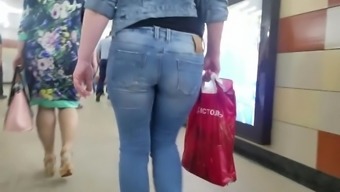 usrr milf along with fine ass on the street
