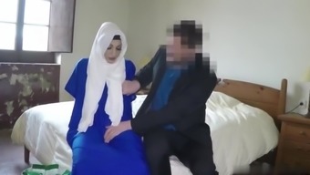 Muslimische Frau, Willkommens Sex