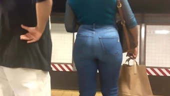 Nice Candid Booty in Jeans