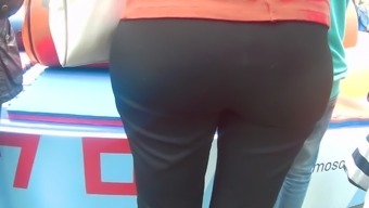 Mature big ass old woman in pants