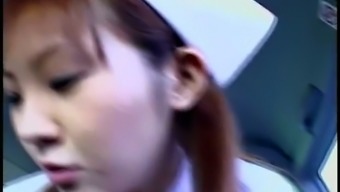 Cock loving nurse Mari Yamada wastes no time in giving oral treatment