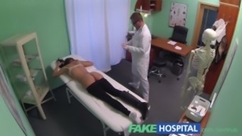 FakeHospital Young woman with killer body caught on camera getting fucked