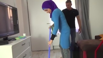 Lazy Muslim Maid Gets Hardcore Penetration