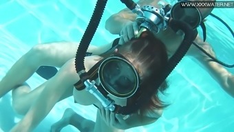 Unforgettable scuba sex with naughty red haired chick Minnie Manga