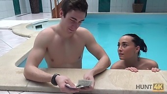 Teen beauty Anna Rose is ready for sex for money after spa procedures