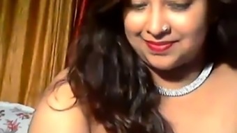 Indian Canadian Hot Cam Girl Pathan Teasing