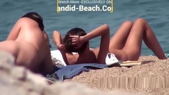 Sexy Curves Naked Nudist Babes Beach Voyeur Spycam Video