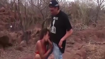 african milf outdoor fucked by safari tourist