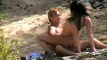 Micro Bikini Thong big Ass Milf beach Voyeur HD