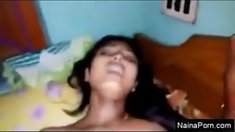 Today Exclusive- Hot Look Desi Girl Blowjob a...