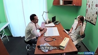 Hidden camera at the doctors office reveals a hot doctor having sex