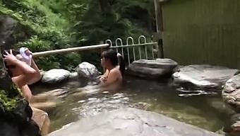 Mature threesome outdoor caught by voyeur