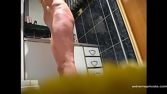 Horny Danish grandma naked in the kitchen