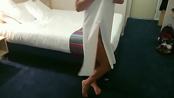 Sexy Milf Hotel Maid Comes Back To My Hotel Room After Finishing Her Shift