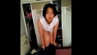 Chinese girl striptease