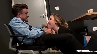 Office romance leads to some steamy fuck and Anna Darling has a phat butt