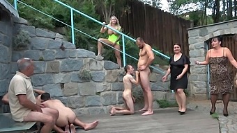 Wild outdoors bisexual party with sluts Jarushka Ross and Iveta