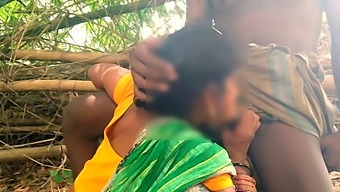 Indian village desi bhabhi jangal sex in forest fuck 
