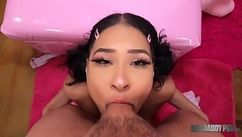 Ebony with curvy ass in stepdad home POV on cam