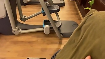 Californiababe - Quick Fuck In The Gym. Risky Public Se