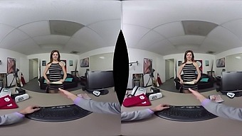 Leah Gotti - Casting coach VR