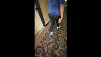 Flashing my Ass in hotel hallway