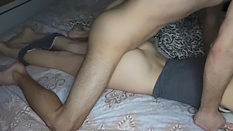 Amateur Prone Bone fucking at night with a Plump Ass Girl