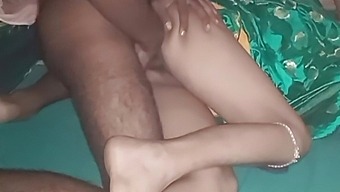 Hot Indian Desi girls in high-def sex scene with big natural tits and asses