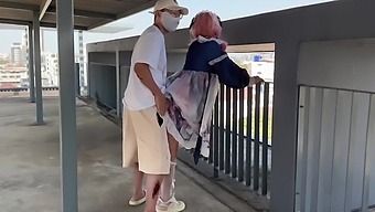 Chinese amateur in pink hair gets naughty in public
