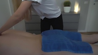 Fitness trainer succumbs to temptation, gives client handjob and ass play