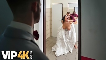 A BRIDE4K with fastened WC Flash