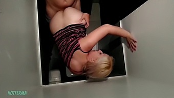 Observation of sex in the restaurant bathroom