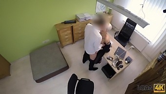 Real-life office sex with Czech milf for money