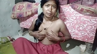 Stunning aunt with big nipples gets her pussy eaten out
