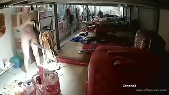 Voyeurism in action: Chinese couple caught on hidden cam