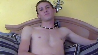 Amateur gay shows off his big cock in solo video