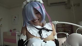 Asian cosplay beauty takes a creampie