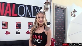 Hardcore Anal Sex with a Pornstar