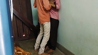 Teenage Indian schoolgirl's first time having sex in the dorm