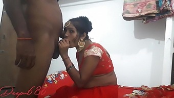 Indian Mature Caught in HD Video